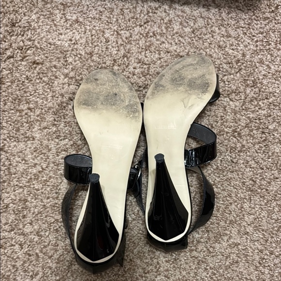 🌸 Michael Kors: Black Strappy Heels - Picture 5 of 5